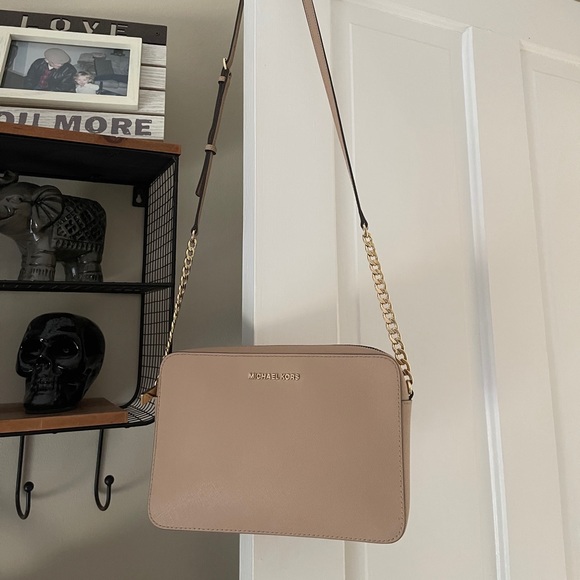 ↠ SOLD ↞ - Picture 2 of 6